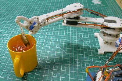 Featured Image Pick and Place RObotic Arm