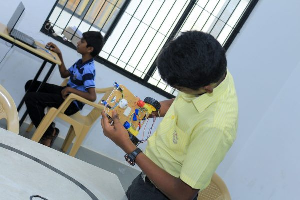 Robotics Competition by STEMpedia and STEMians-28