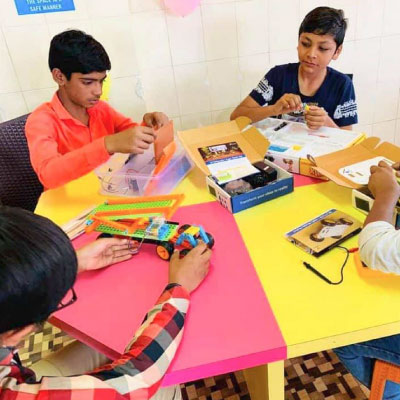 Students engaging in Tinkering activities in ATL Labs setup at KV Vidyamandir