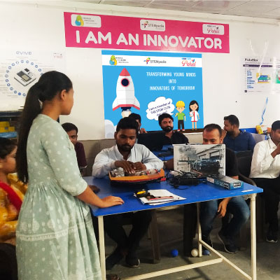 Teacher’s Skilling Program on ATL Labs is conducted by STEMpedia’s Master Trainer in association with SBI Card Pehel and Sumangal Foundation