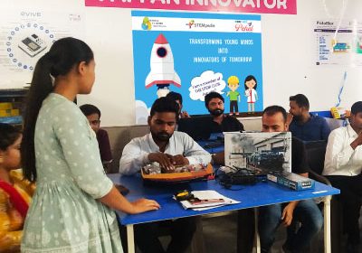 Teacher’s Skilling Program on ATL Labs is conducted by STEMpedia’s Master Trainer in association with SBI Card Pehel and Sumangal Foundation